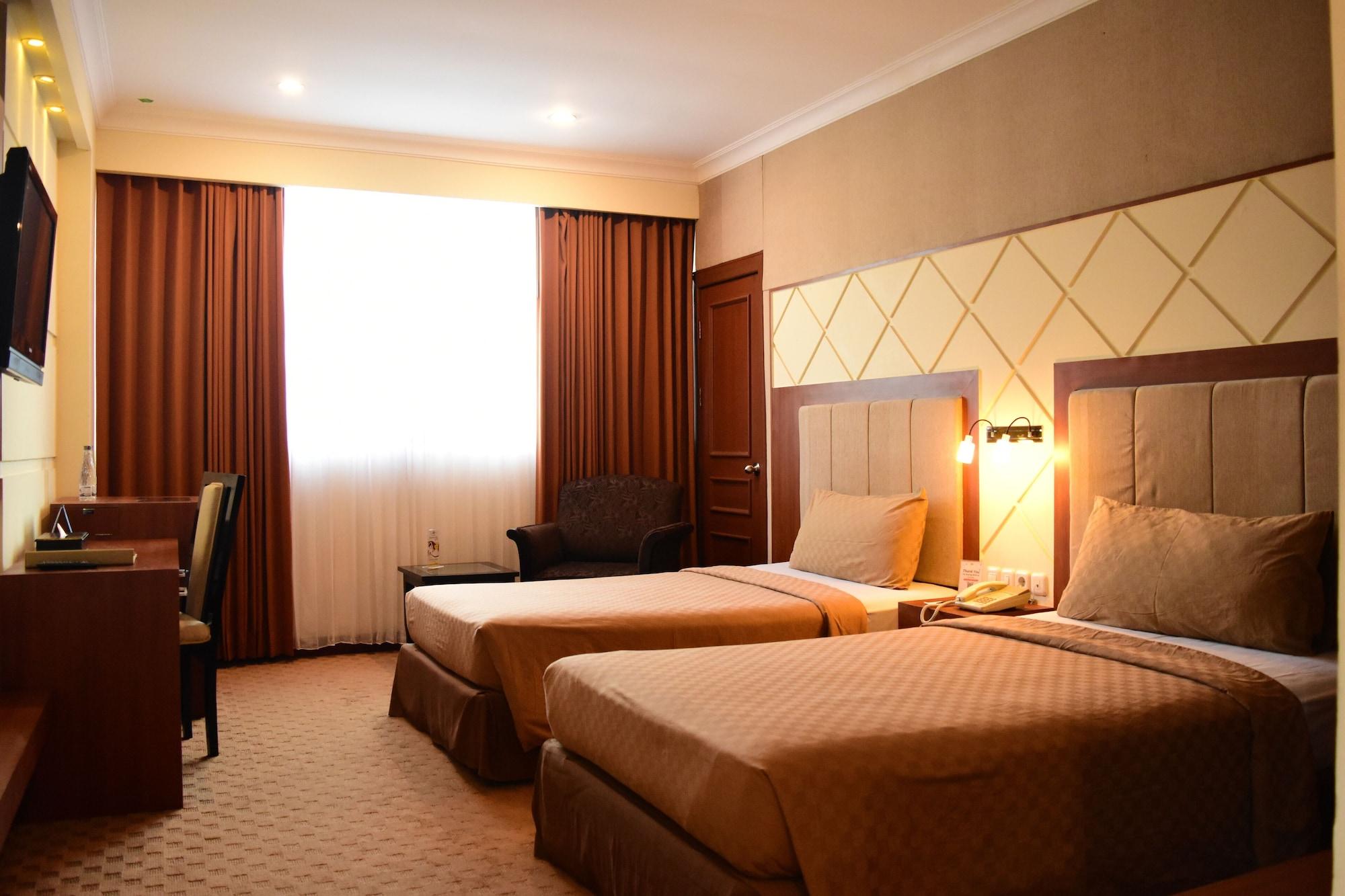 Singgasana Hotel Makassar Exterior foto
