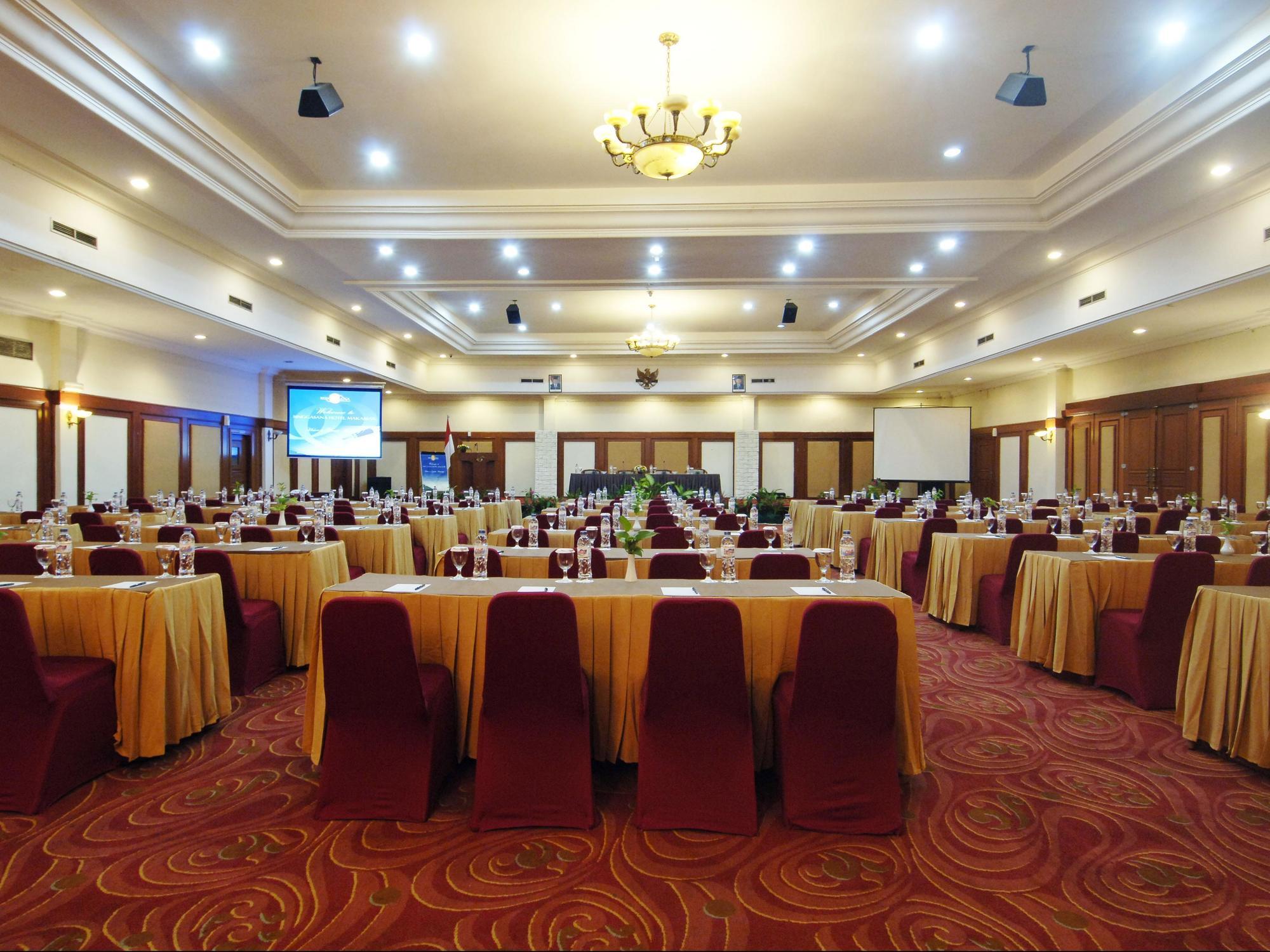 Singgasana Hotel Makassar Exterior foto