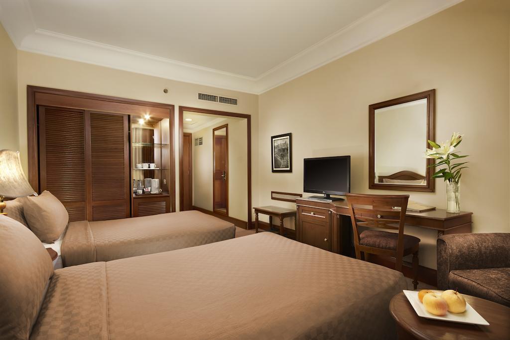 Singgasana Hotel Makassar Exterior foto