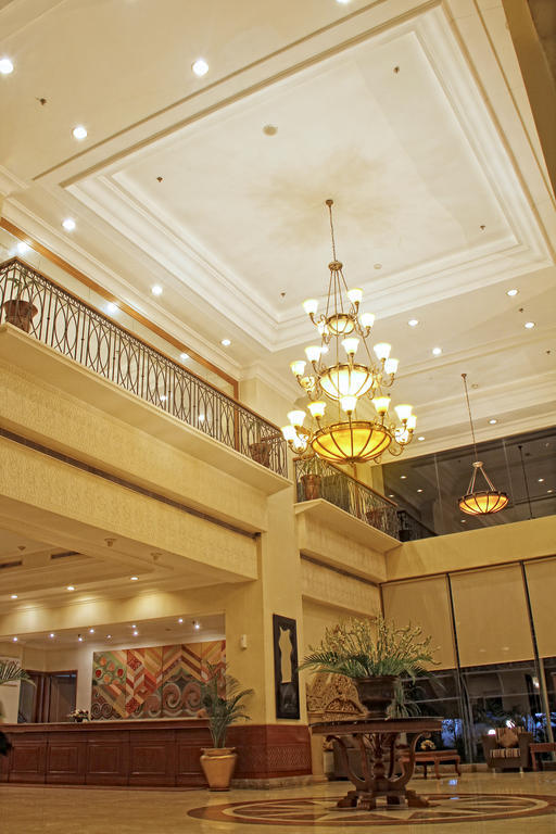 Singgasana Hotel Makassar Exterior foto